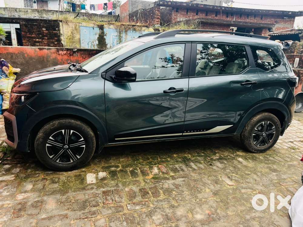 Nissan Gravite Acenta 2026