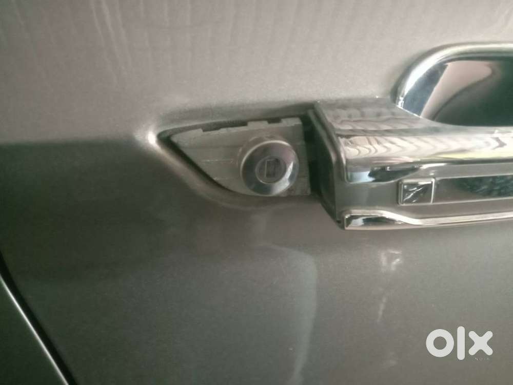 Mahindra Xuv 3xo Ax7l 1.2 Petrol At (pg), 2024, Petrol