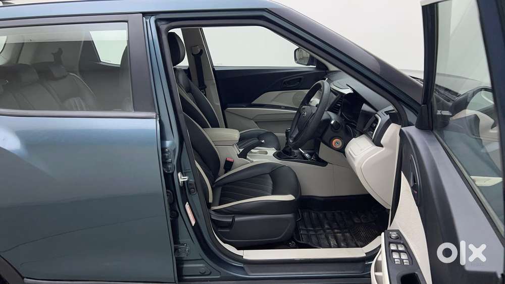 Mahindra Xuv300 W6, 2019, Petrol