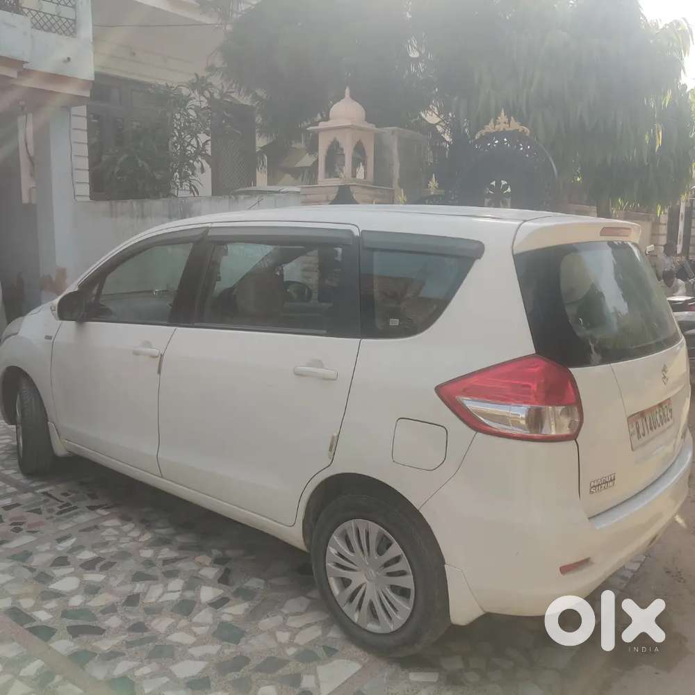Maruti Suzuki Ertiga December 2012 Diesel 121000 Km Driven