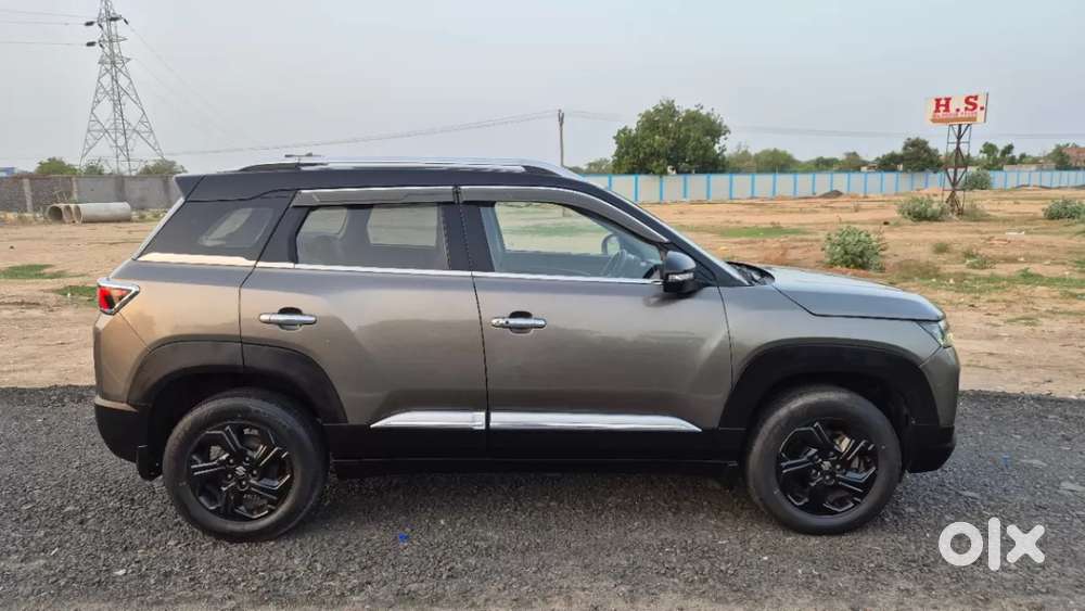 Maruti Suzuki Brezza 1.5 Zxi Smart Hybrid Dual Tone, 2023, Petrol
