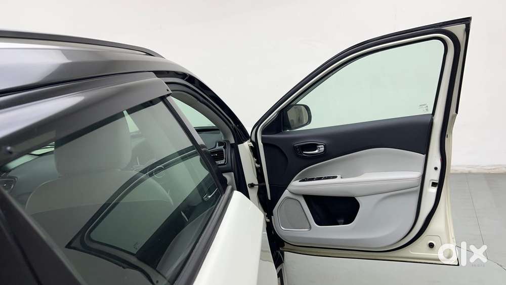 Jeep Compass 2.0 Limited Plus 4x4, 2019, Petrol