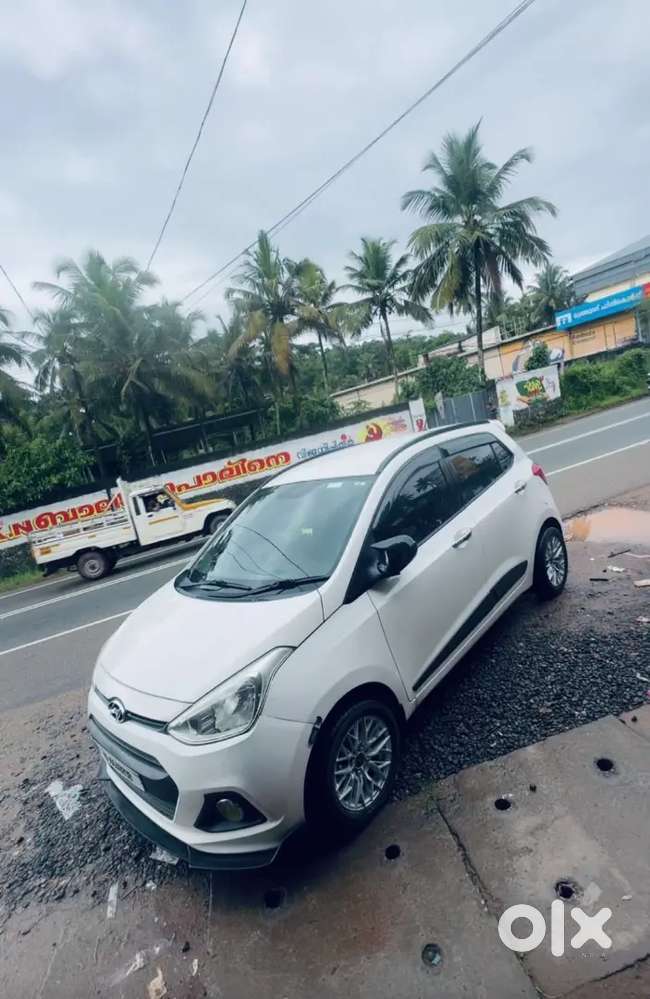 Hyundai Grand I10 2015 Petrol