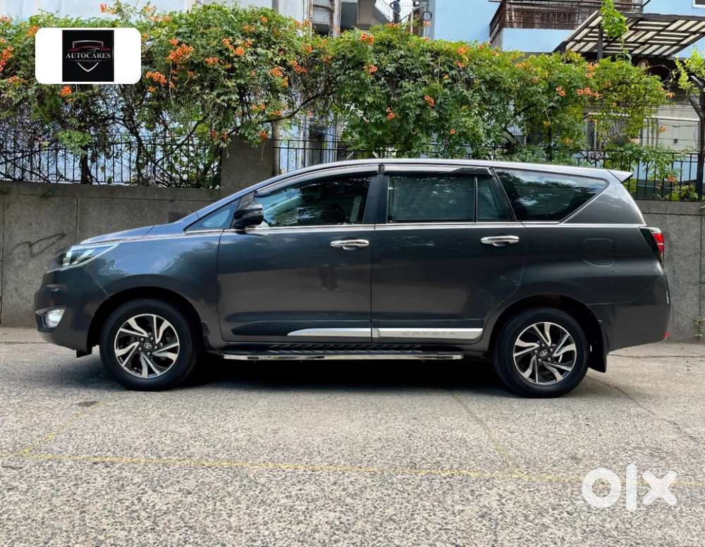 Toyota Innova Crysta [ ] 2.4 Gx At 7 Str, 2022, Diesel