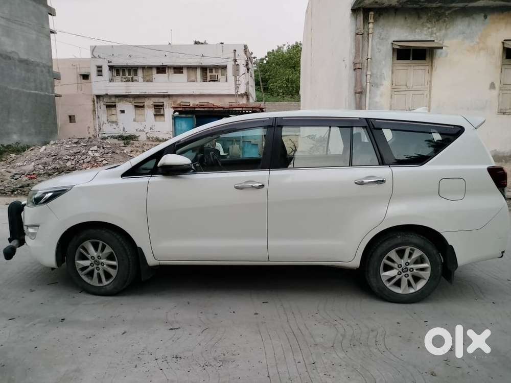 Toyota Innova Crysta 2017 Diesel Manual