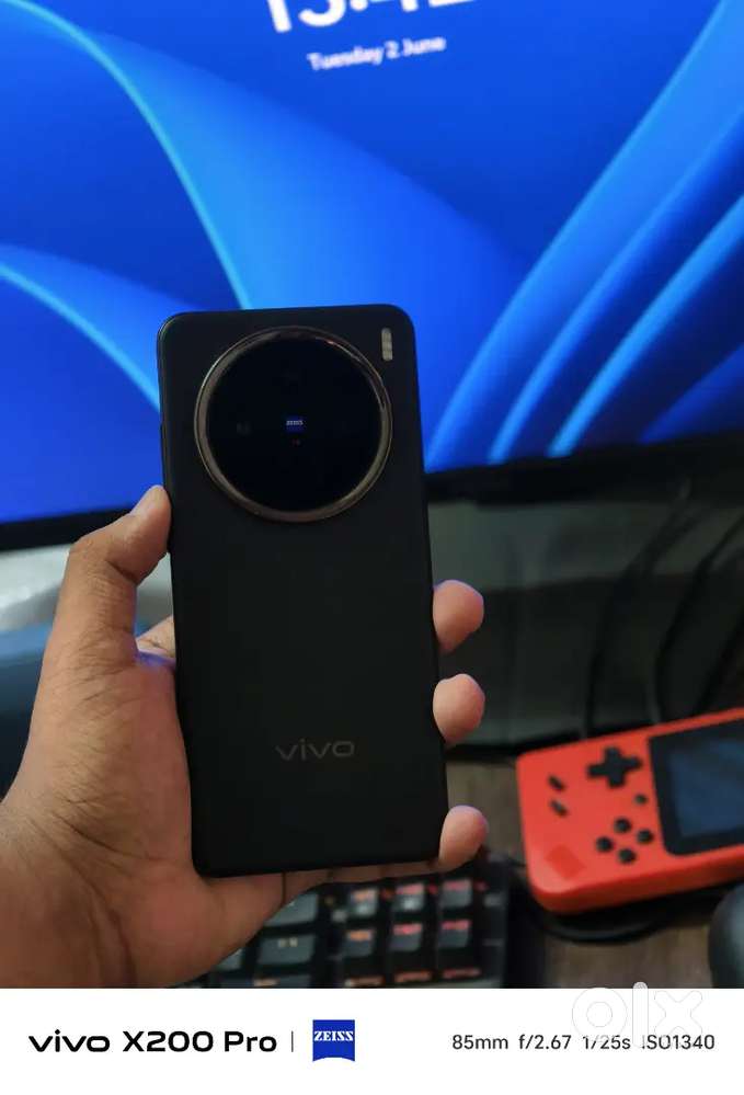 Vivo X200 Pro 12/256GB Black - Mobile Phones in undefined