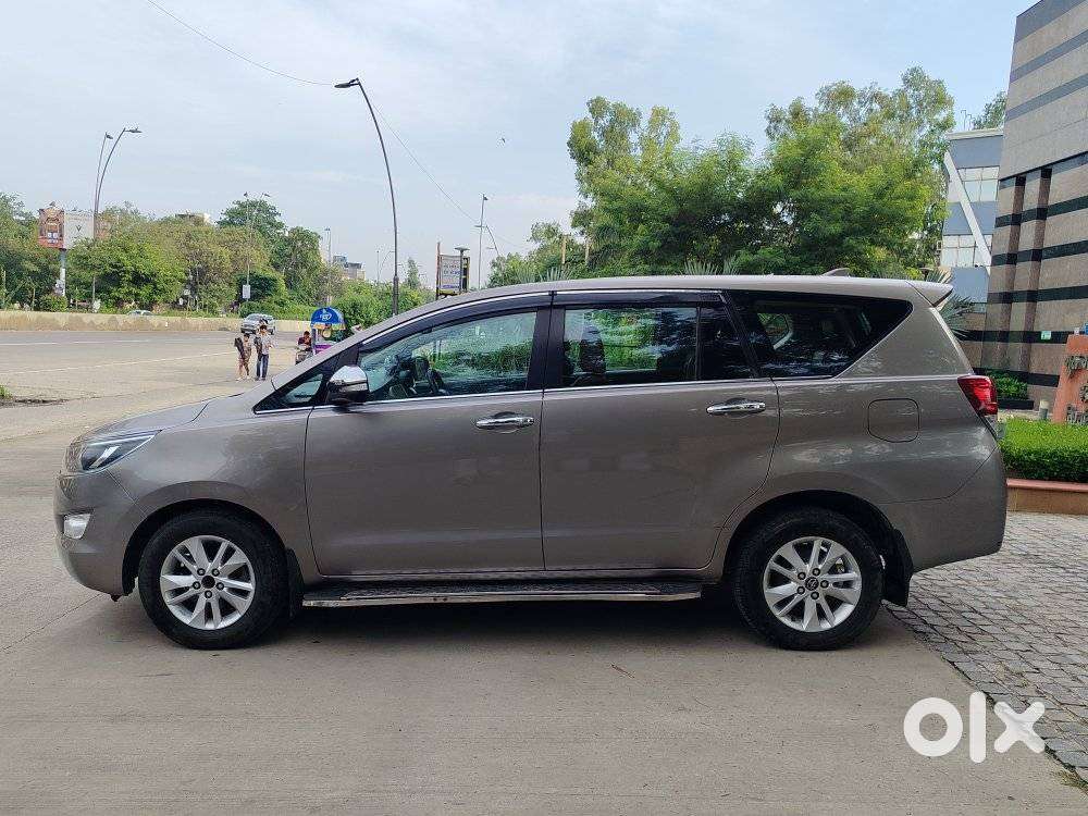 Toyota Innova Crysta 2.7 Zx At, 2017, Petrol