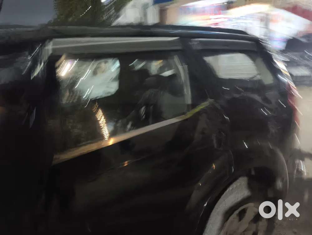 Mahindra Xuv500 Diesel 2016, Like New, Doctor Vehicle