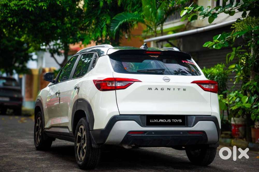 Nissan Magnite 1.0 Xv, 2022, Petrol