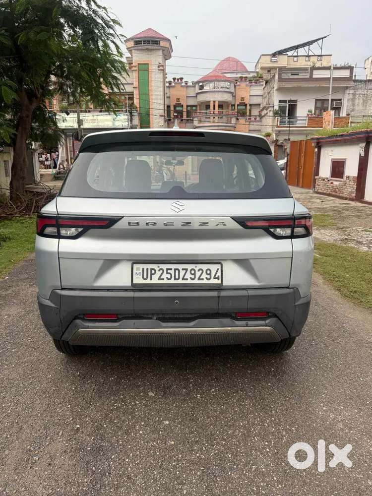 Maruti Suzuki Brezza 2024 Lxi Petrol Showroom Condition