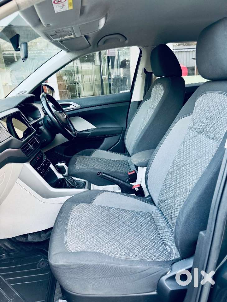 Volkswagen Taigun 1.0 Tsi Highline At, 2022, Petrol