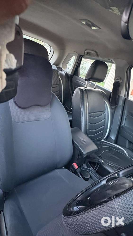 Brezza Diesel Ldi (o)  22kmpl Mileage  Touchscreen & Reverse Camera