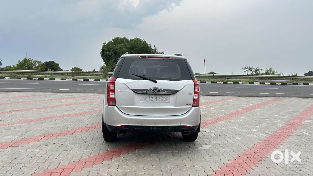 Mahindra Xuv500 W8, 2015, Diesel