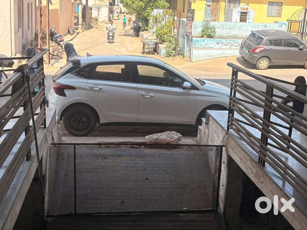 Hyundai Petrol 2022 Manual