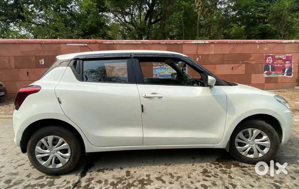 Maruti Suzuki Swift 2022 Petrol 18000 Km Driven