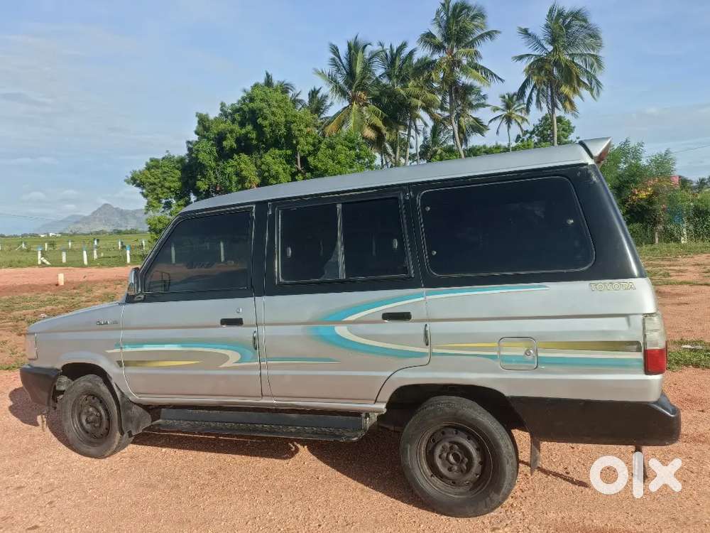 Toyota Qualis 2001 Diesel Well Maintained
