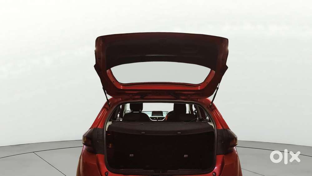 Tata Altroz Xz, 2021, Petrol