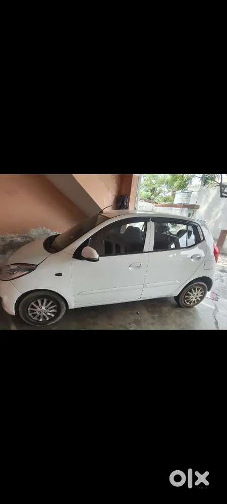 Hyundai I10 2012 Cng & Hybrids Good Condition