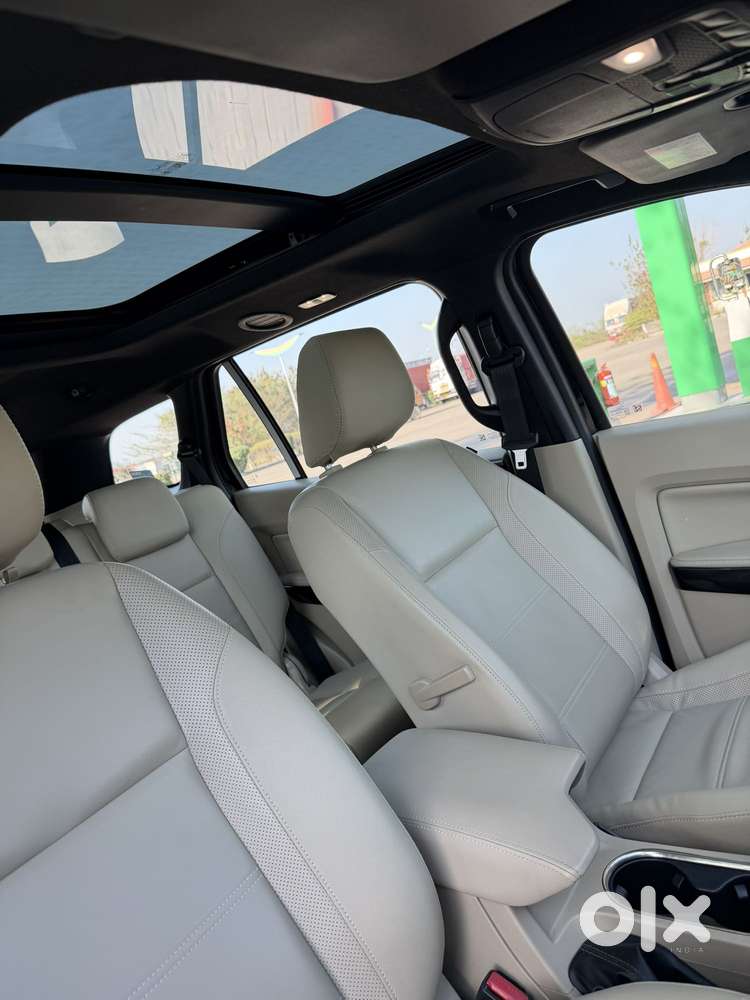 Ford Endeavour Titanium Plus 4x4, 2022, Diesel