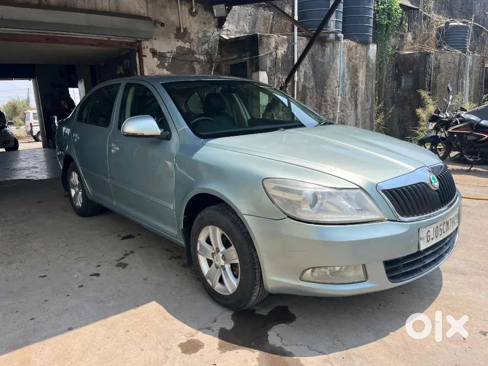 Skoda Laura 2011 Petrol Well Maintained