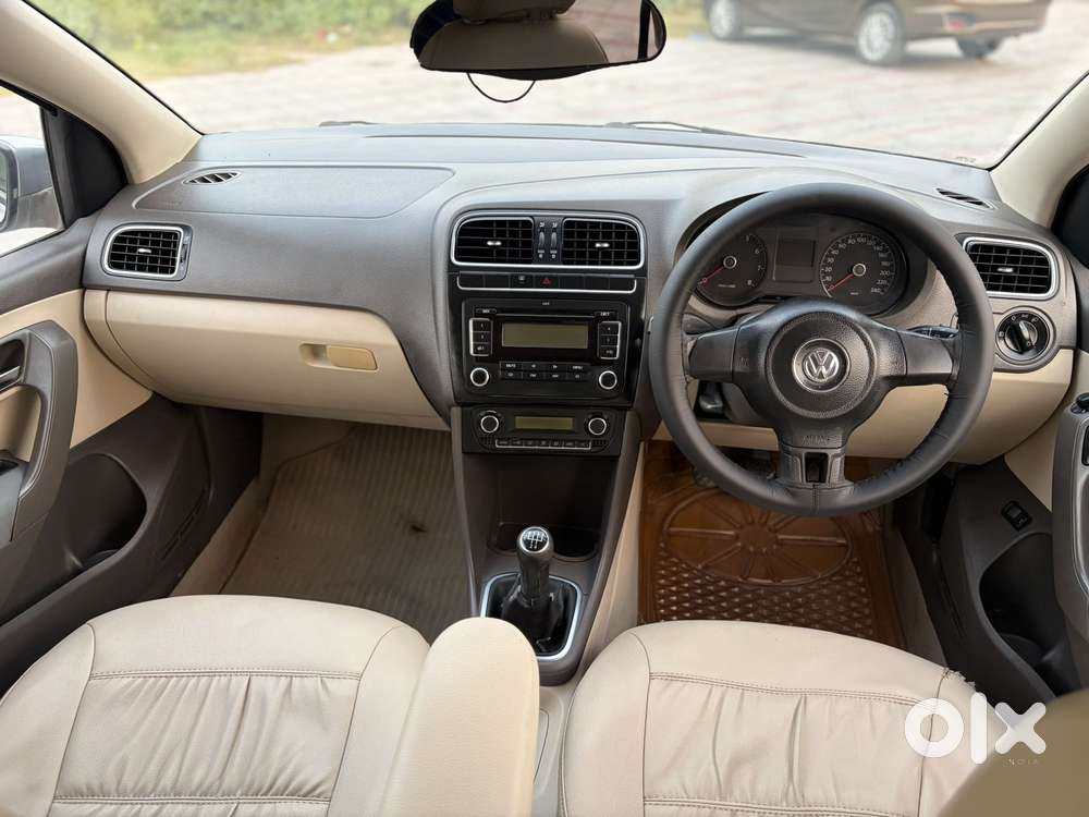 Volkswagen Vento Petrol Highline, 2012, Petrol