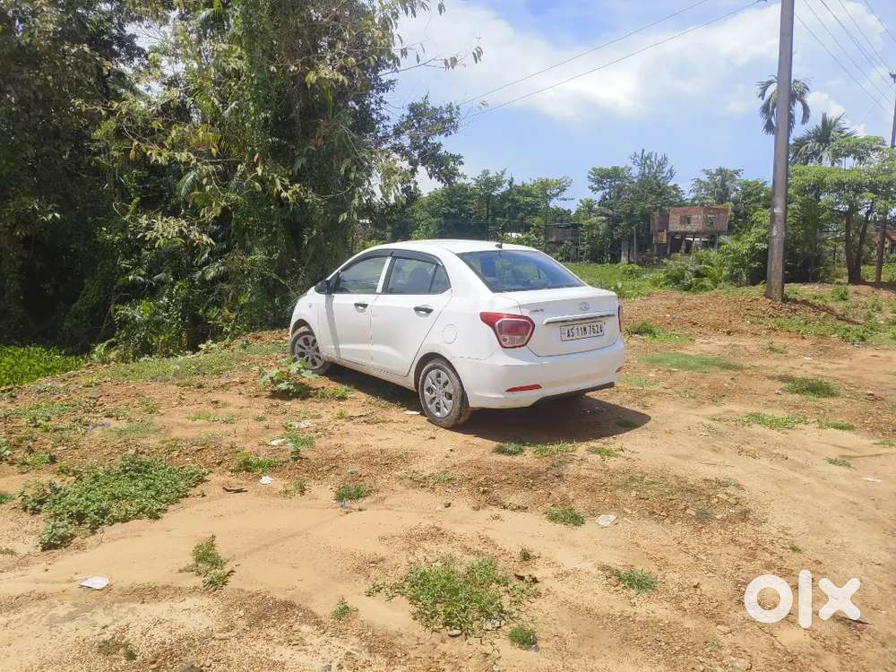 Hyundai Xcent Car