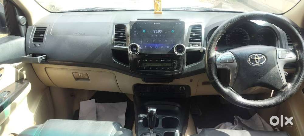 Toyota Fortuner 3.0 4x2 Automatic, 2015, Diesel