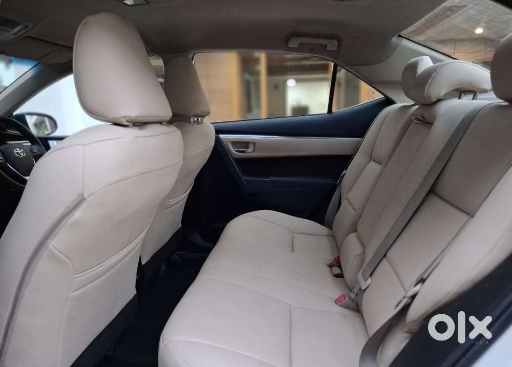 Toyota Corolla Altis 2013-2017 D-4d G, 2015, Diesel