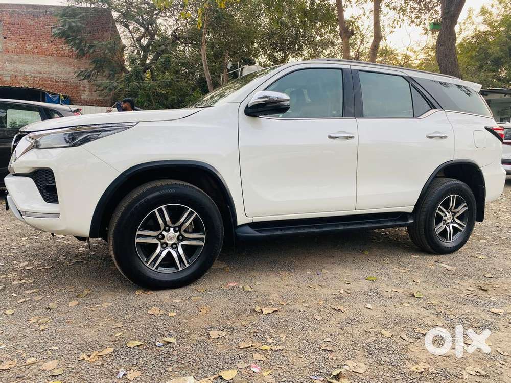 Toyota Fortuner [2021-ongoing] 2.8 2wd Diesel At, 2021, Diesel