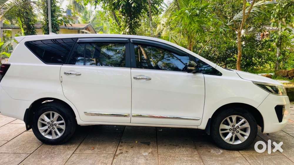 Toyota Innova Crysta 2017 Diesel Automatic (original Kerala)
