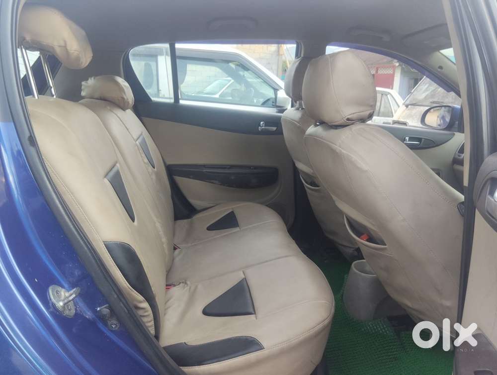 Hyundai Petrol Manual 201
