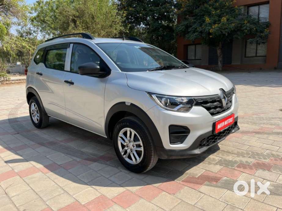 Renault Triber Rxl, 2025, Petrol