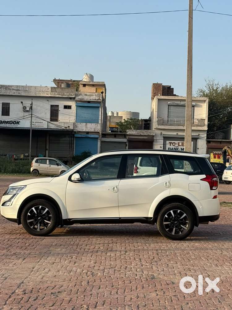 Mahindra Xuv500 W11 Option, 2019, Diesel