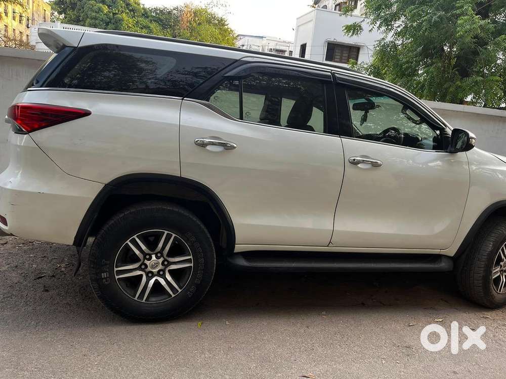 Toyota Fortuner 2019 Diesel 104000 Km Driven