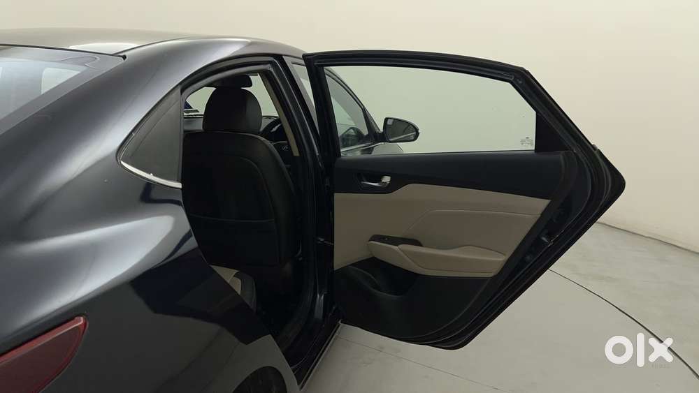 Hyundai Verna 1.5 Sx (o) Vtvt Ivt, 2021, Petrol