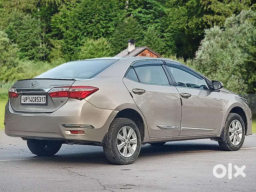 Toyota Corolla Altis 1.8g Limited, 2015, Petrol