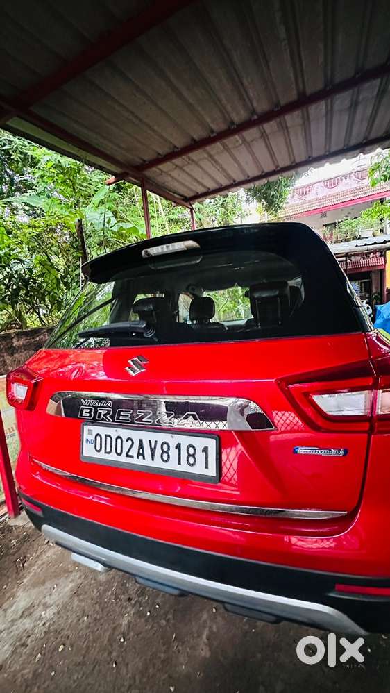 Marutisuzuki Brezza Zxi Automatic Smart Hybrid Red Dual Tone Choice No