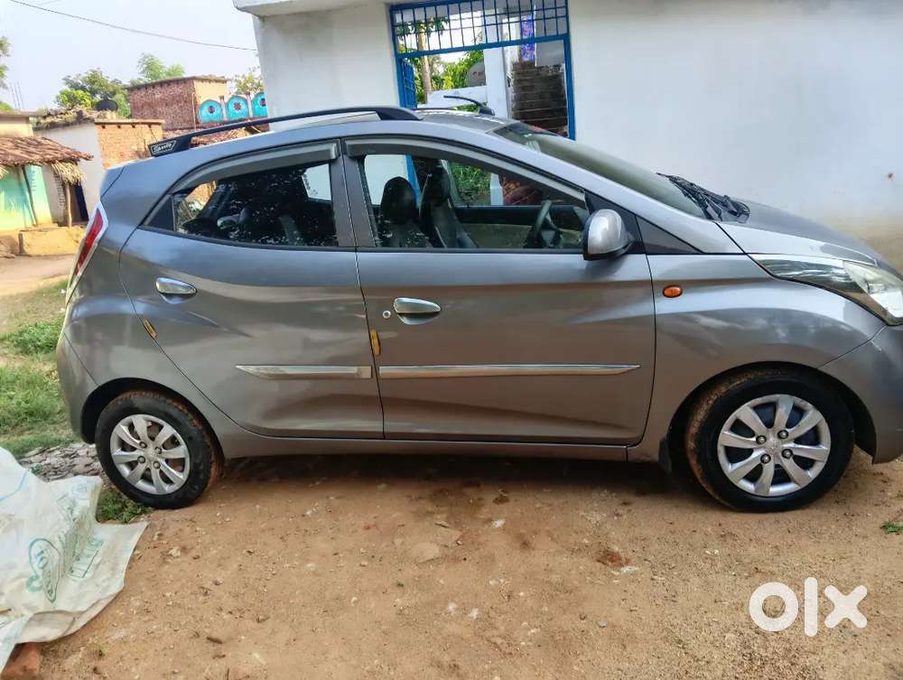 Hyundai Eon Sportz 2012