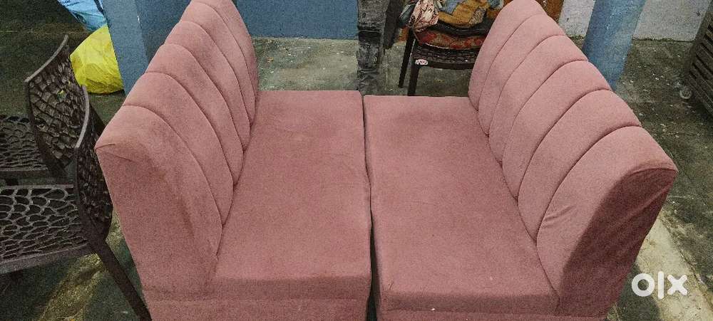 कुर्सी 25 मेज 3 सोफ 2