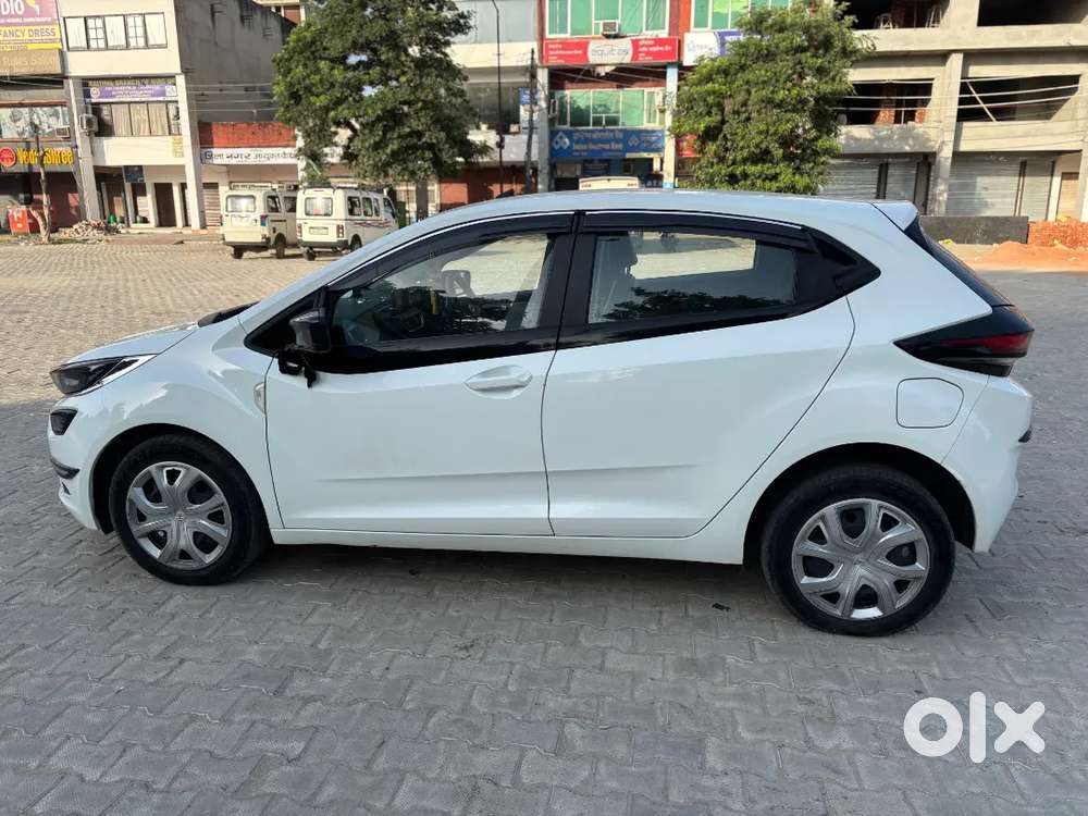 Tata Altroz 1.2 Xm 2023