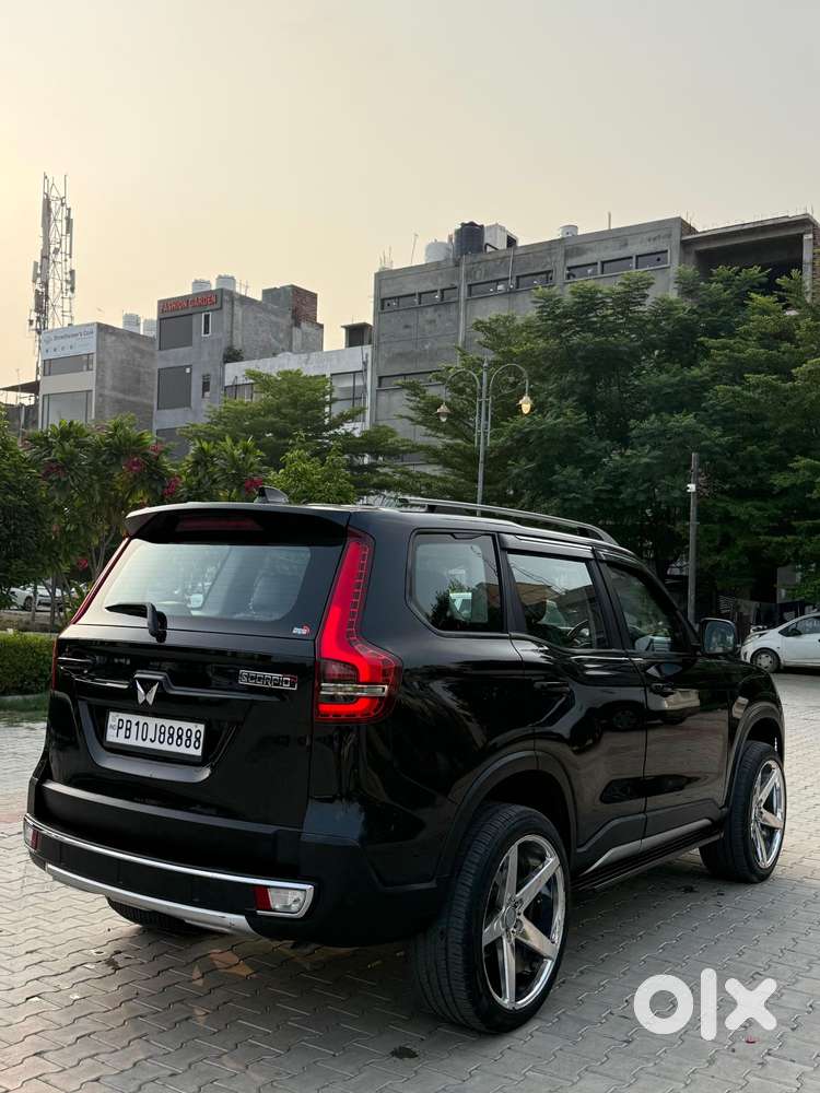 Mahindra Scorpio N Z6 Diesel At 2wd 7 Str, 2024, Diesel