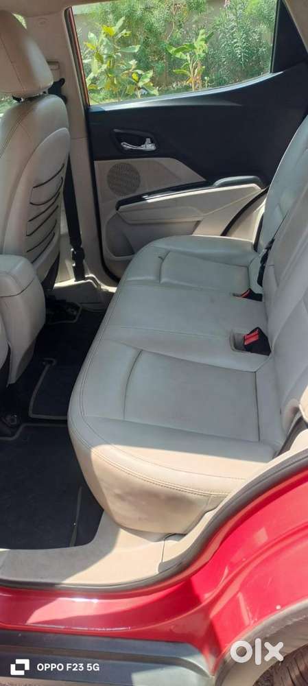 Mahindra Xuv300 W8 Amt Diesel, 2020, Diesel