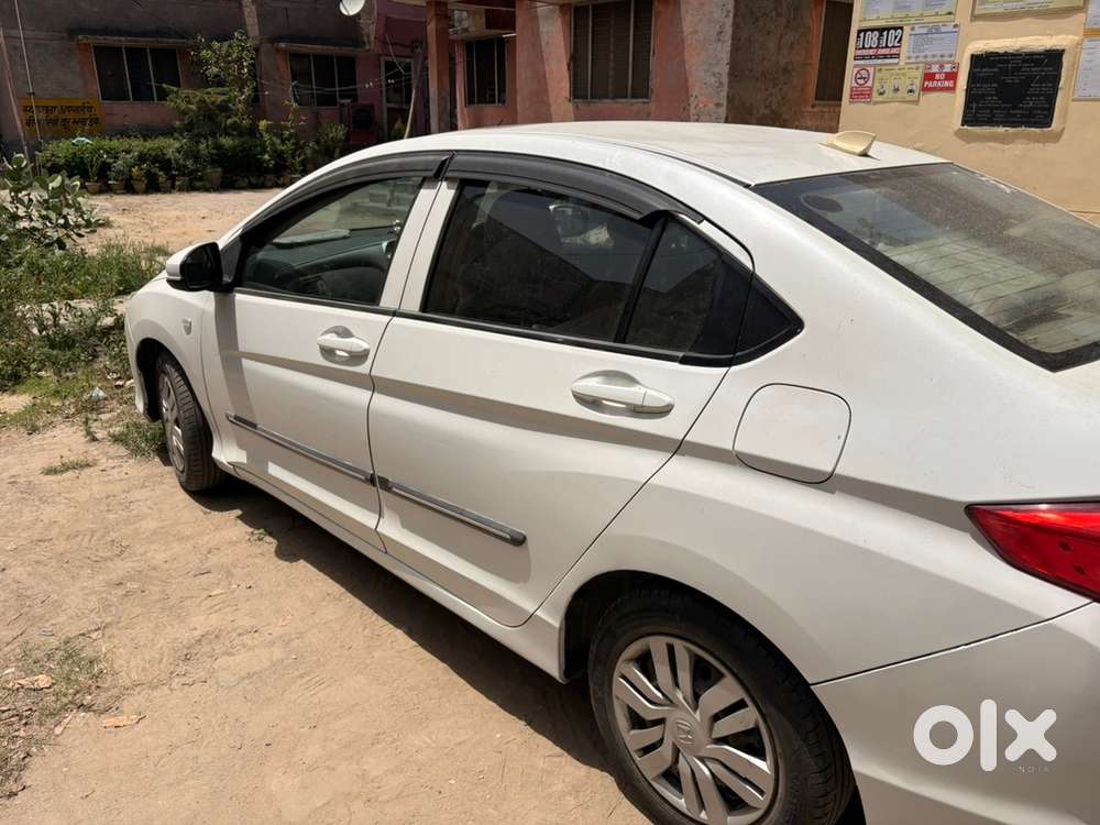 Honda City 2016 Cng & Hybrids 125000 Km Driven