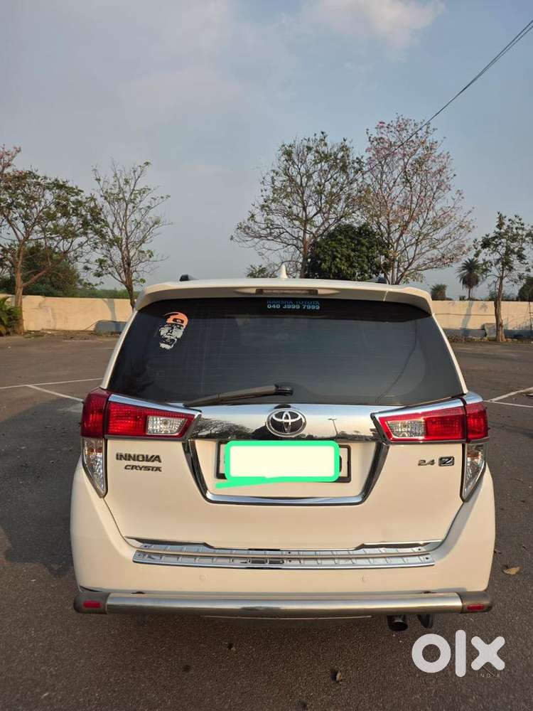 Toyota Innova Crysta 2017 Z Version Diesel Well Maintained