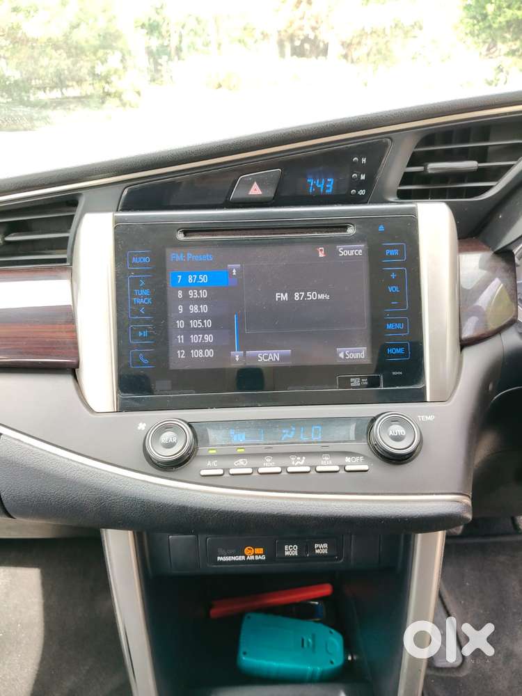 Toyota Innova Crysta 2.7 V, 2018, Petrol