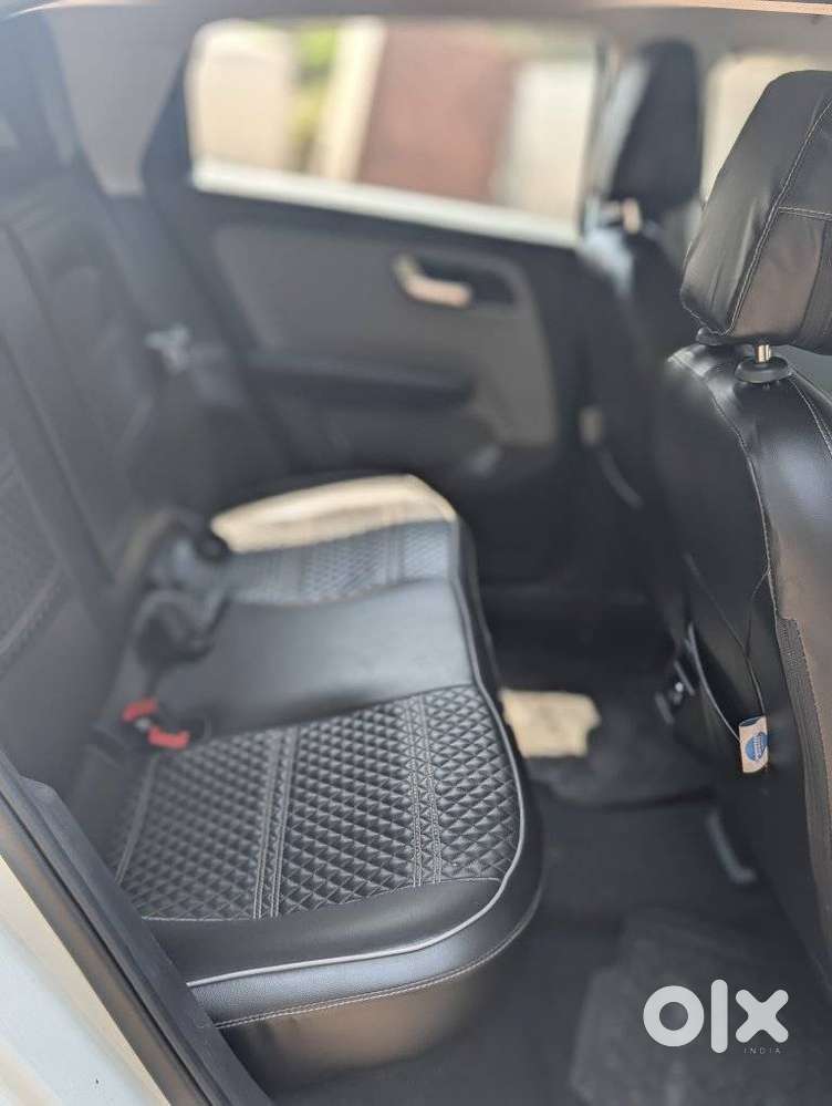 Tata Altroz Xz, 2020, Petrol