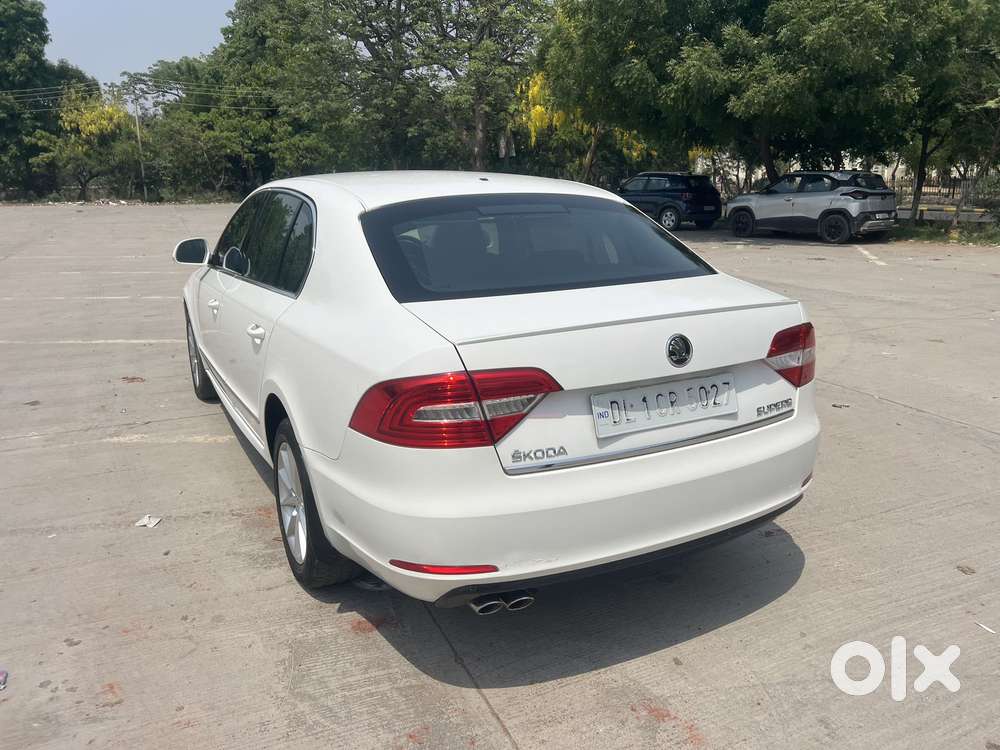 Skoda Superb 1.8 Elegance Tsi At, 2016, Petrol