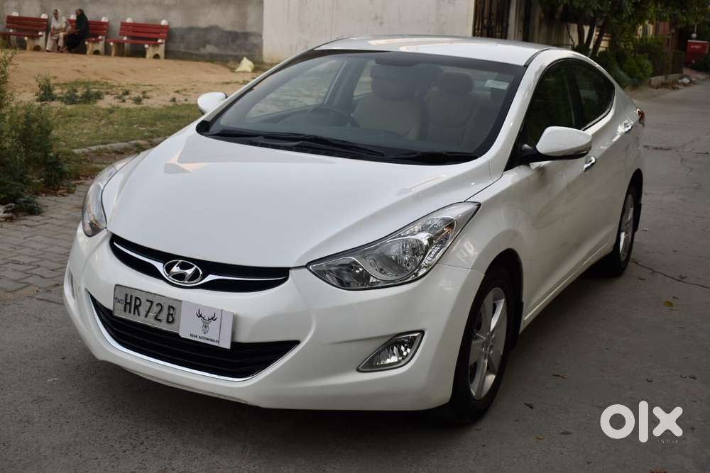 Hyundai New Elantra 1.8 Sx (o) At Vtvt, 2015, Petrol