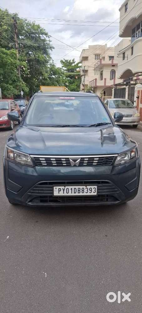Mahindra Xuv300 W6 Amt Diesel, 2023, Diesel