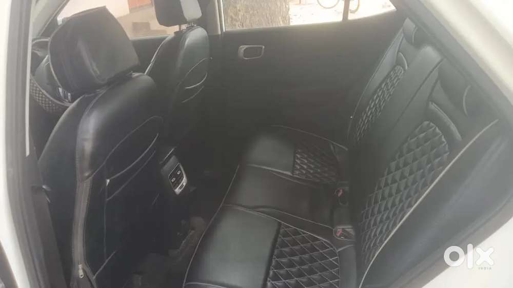 Hyundai Venue 2020 Diesel 77000 Km Driven